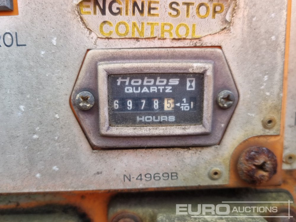 Generador industriale 110Volt Generator/Welder, 3 Cylinder Engine (2 of), 230Volt Generator/Welder, Engine (Parts Missing): foto 13