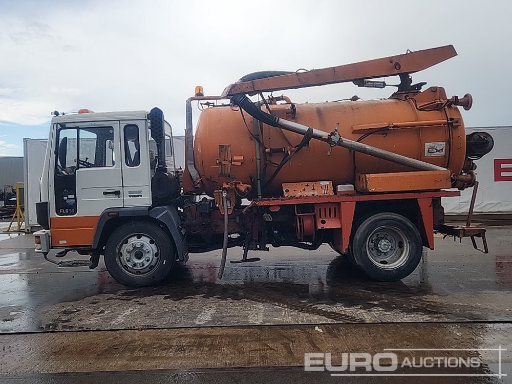 1995 Volvo FL6 14 - Camión cisterna: foto 2 1995 Volvo FL6 14 - Camión cisterna: foto 2