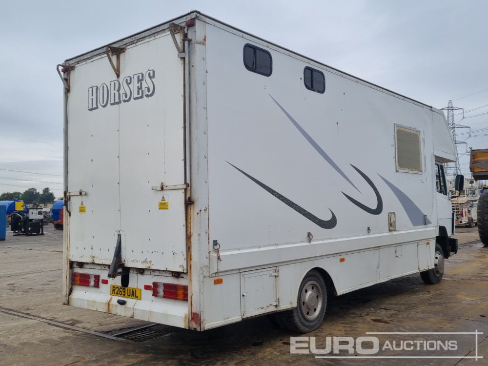 1998 Mercedes 814 - Camión para caballos: foto 5 1998 Mercedes 814 - Camión para caballos: foto 5