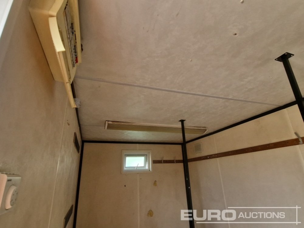 Contenedor marítimo 20' x 8 Drying Room Container (Cannot Be Reconsigned): foto 12