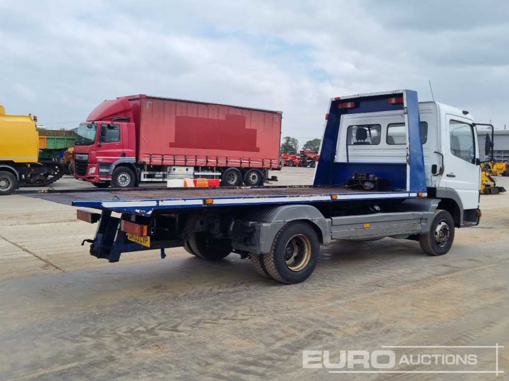 2003 Mercedes 970.03 - Grua de remolque autos: foto 5 2003 Mercedes 970.03 - Grua de remolque autos: foto 5