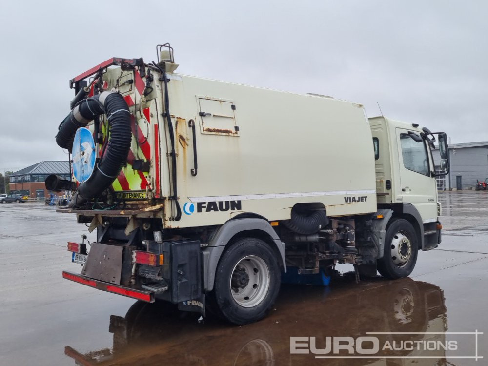 2009 Mercedes Atego 1318 - Barredora vial: foto 5 2009 Mercedes Atego 1318 - Barredora vial: foto 5