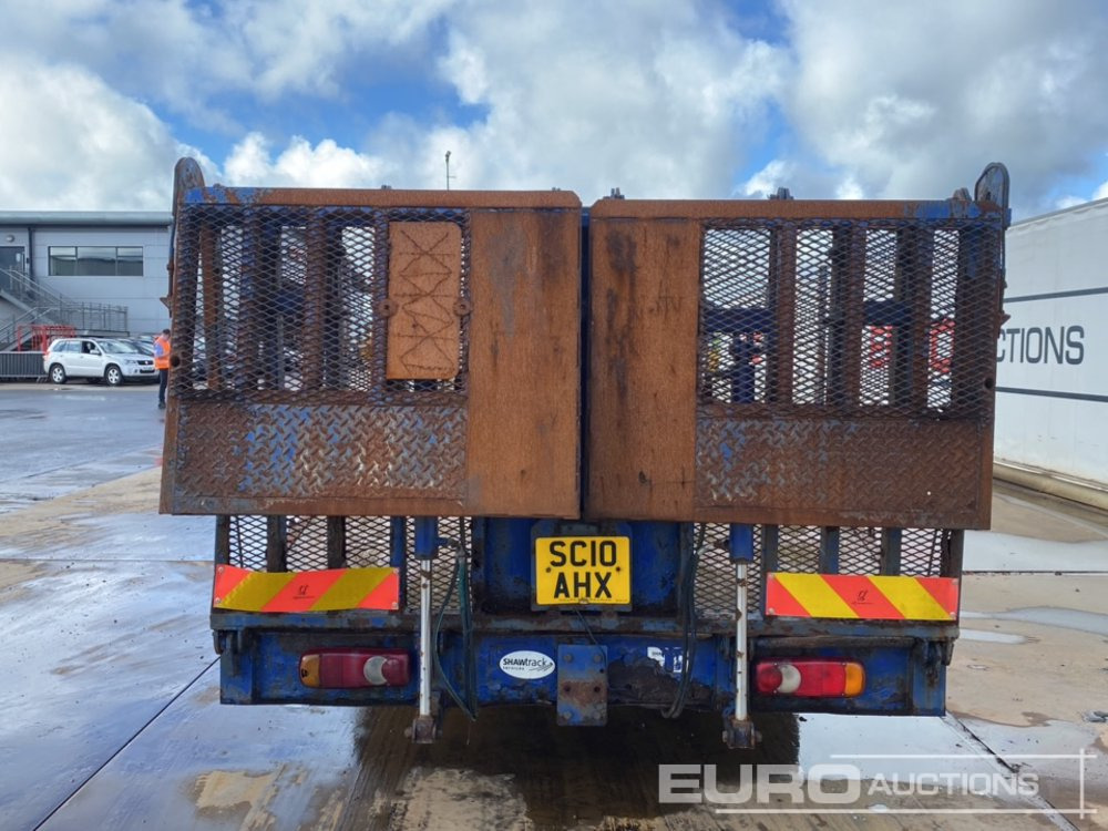 2010 Isuzu N75.190 - Camión caja abierta: foto 4 2010 Isuzu N75.190 - Camión caja abierta: foto 4