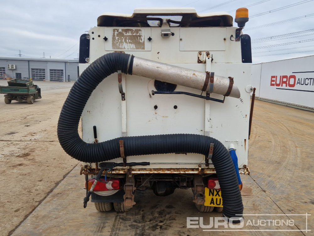 2010 Scarab 4x2 Road Sweeper, Reverse Camera, A/C, Automatic Gearbox - Barredora vial: foto 4 2010 Scarab 4x2 Road Sweeper, Reverse Camera, A/C, Automatic Gearbox - Barredora vial: foto 4