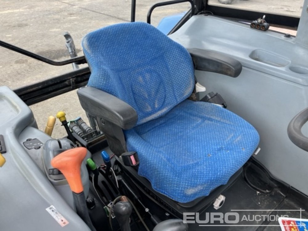 Tractor 2011 New Holland T5070: foto 15 Tractor 2011 New Holland T5070: foto 15
