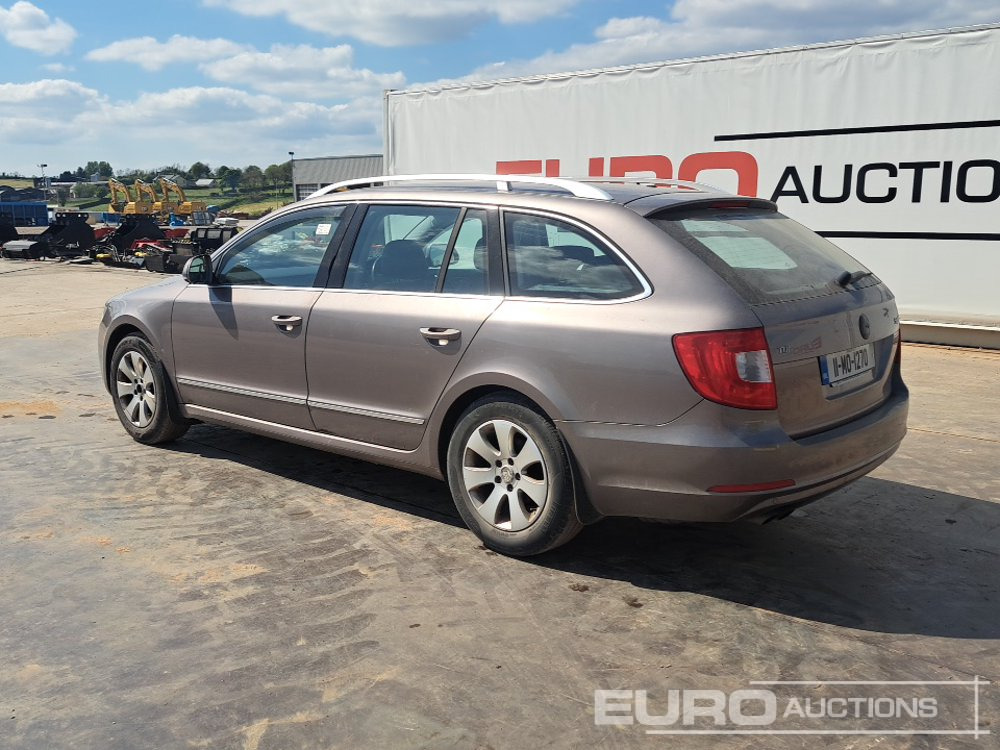 2011 Skoda Superb - Coche: foto 3 2011 Skoda Superb - Coche: foto 3