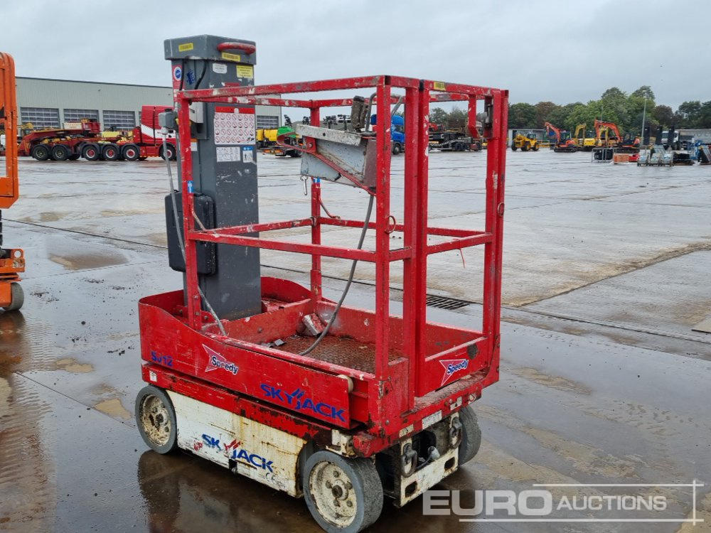 Plataforma elevadora 2011 SkyJack SJ12: foto 7
