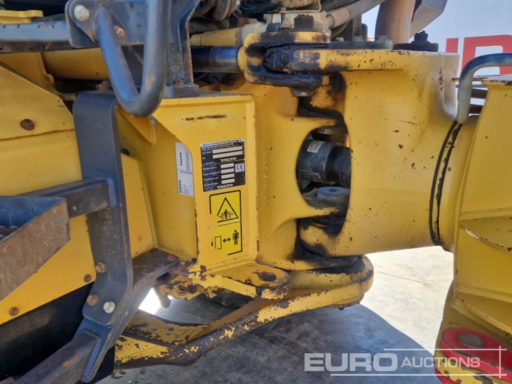 Dúmper articulado 2011 Volvo A30F: foto 17