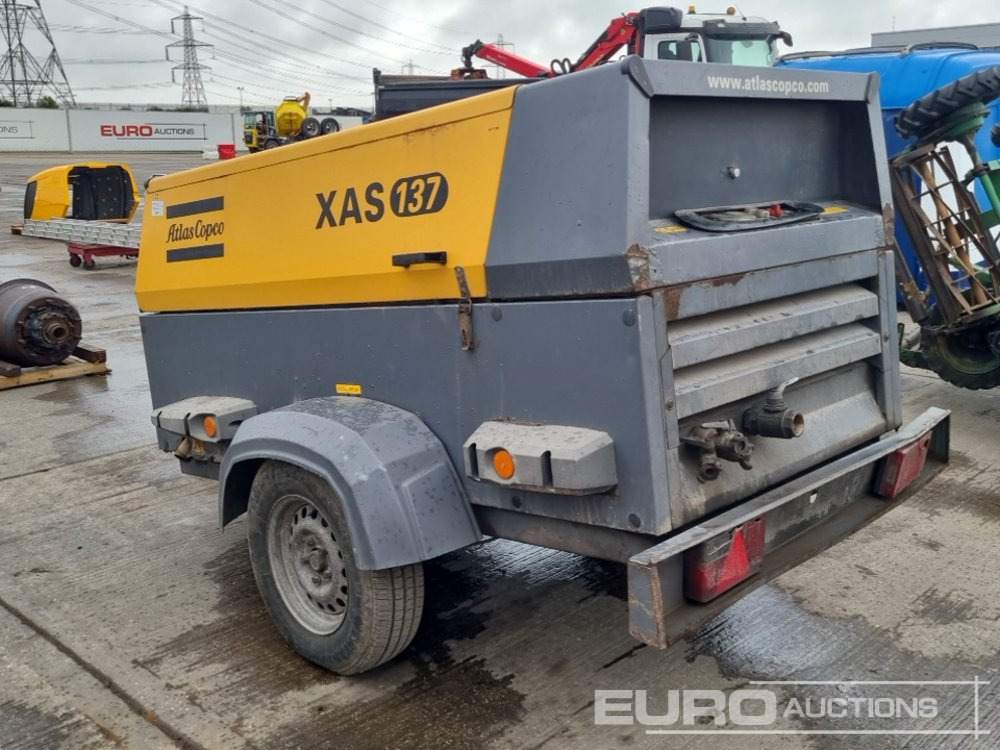 2012 Atlas Copco XAS 137 - Compresor de aire: foto 3 2012 Atlas Copco XAS 137 - Compresor de aire: foto 3