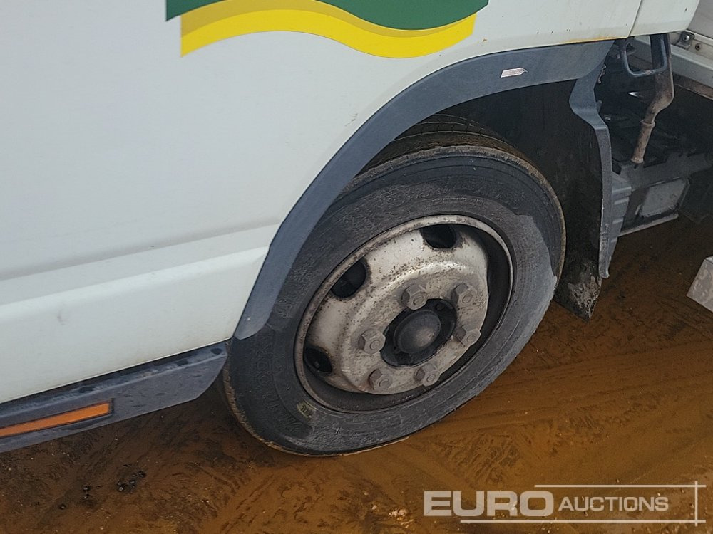 Camión frigorífico 2013 Mitsubishi 7C15: foto 9