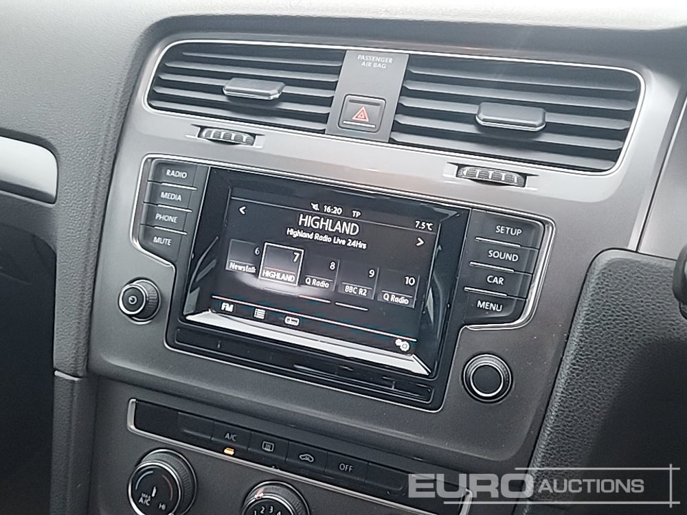 Coche 2013 Volkswagen Golf: foto 19 Coche 2013 Volkswagen Golf: foto 19