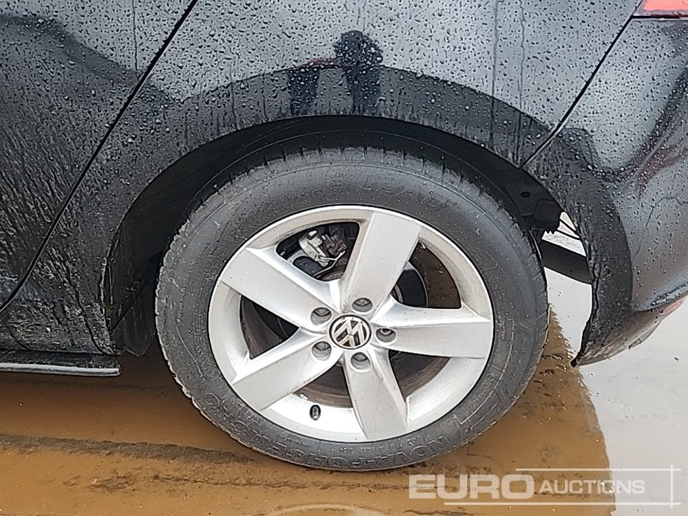 Coche 2013 Volkswagen Golf: foto 10 Coche 2013 Volkswagen Golf: foto 10