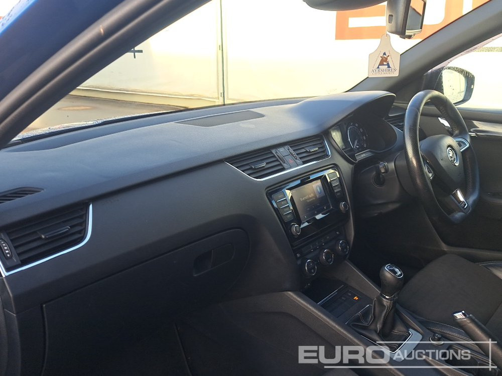 Coche 2014 Skoda Octavia: foto 14 Coche 2014 Skoda Octavia: foto 14