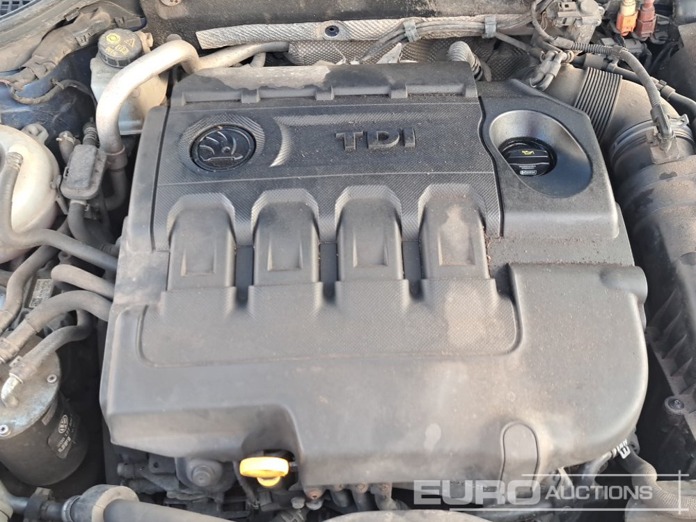 Coche 2014 Skoda Octavia: foto 43 Coche 2014 Skoda Octavia: foto 43