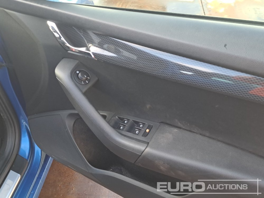 Coche 2014 Skoda Octavia: foto 25 Coche 2014 Skoda Octavia: foto 25