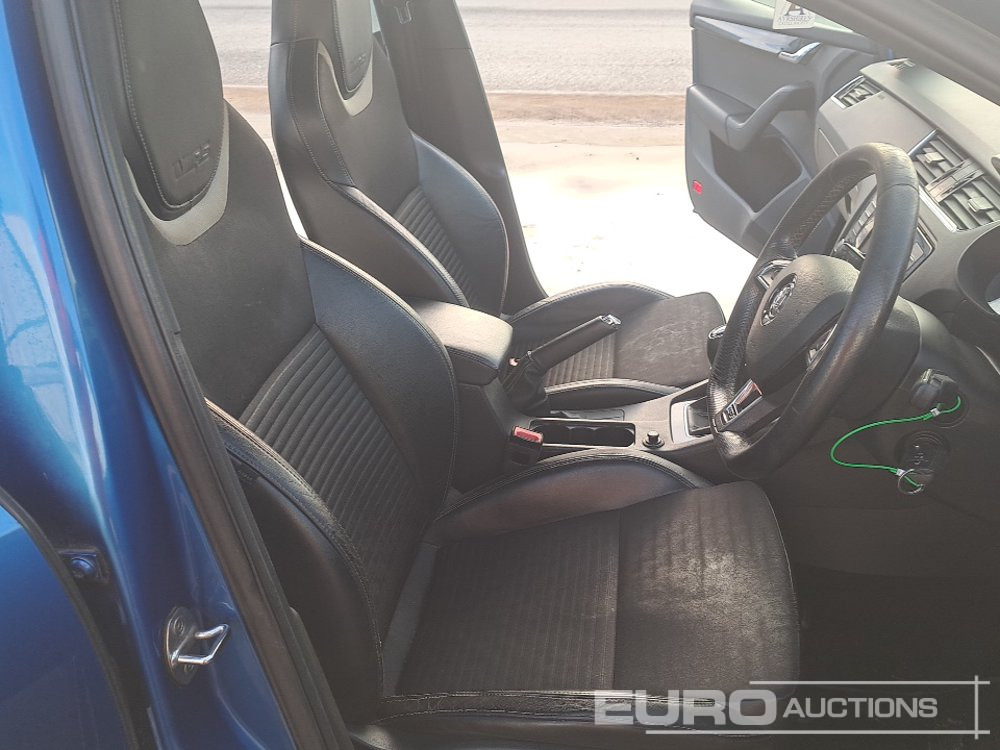 Coche 2014 Skoda Octavia: foto 27 Coche 2014 Skoda Octavia: foto 27