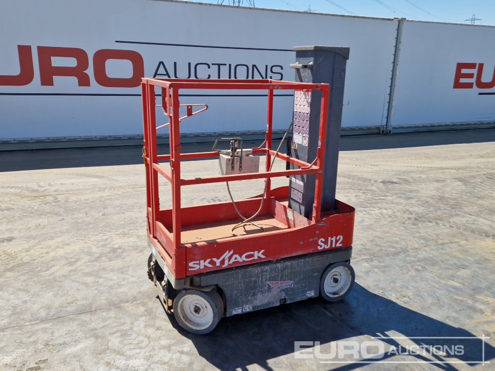 2014 SkyJack SJ12 - Plataforma elevadora: foto 1 2014 SkyJack SJ12 - Plataforma elevadora: foto 1