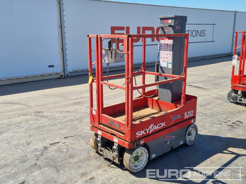 2014 SkyJack SJ12 - Plataforma elevadora: foto 1 2014 SkyJack SJ12 - Plataforma elevadora: foto 1