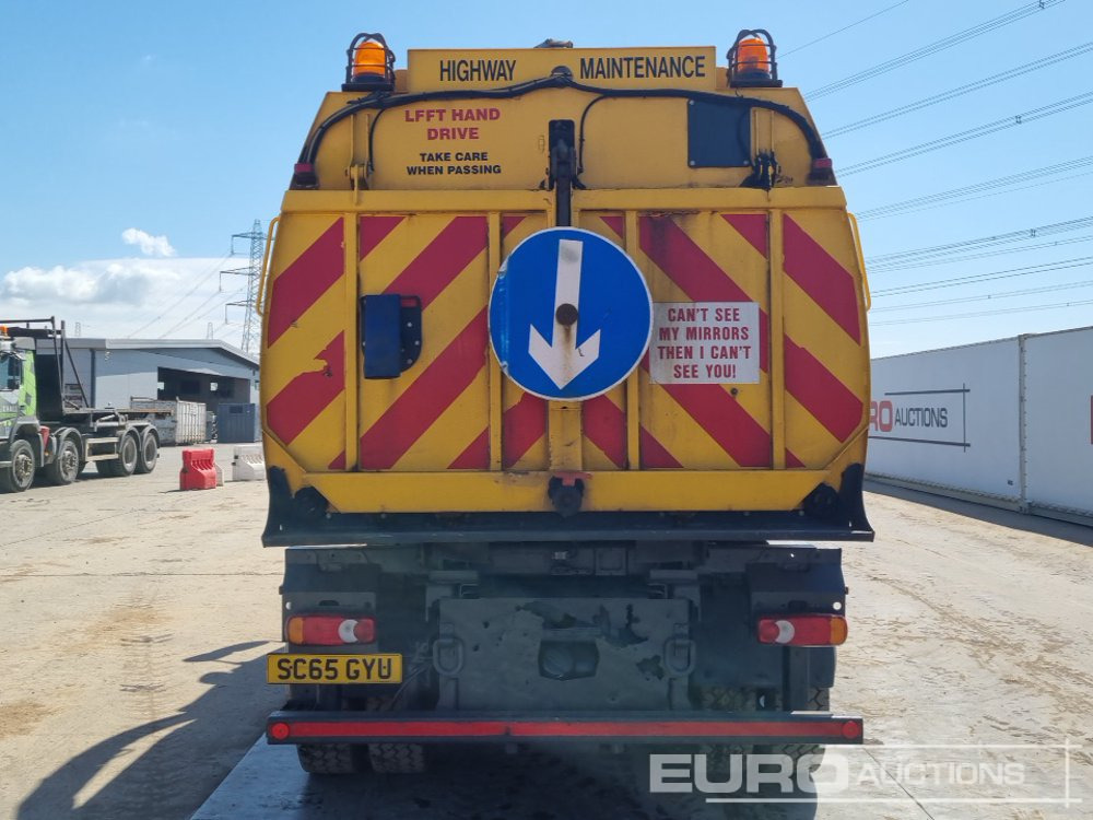 2015 DAF LF220 - Barredora vial: foto 4 2015 DAF LF220 - Barredora vial: foto 4