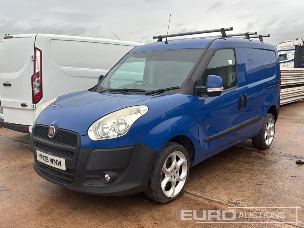 2015 Fiat Doblo - Furgoneta pequeña: foto 1 2015 Fiat Doblo - Furgoneta pequeña: foto 1