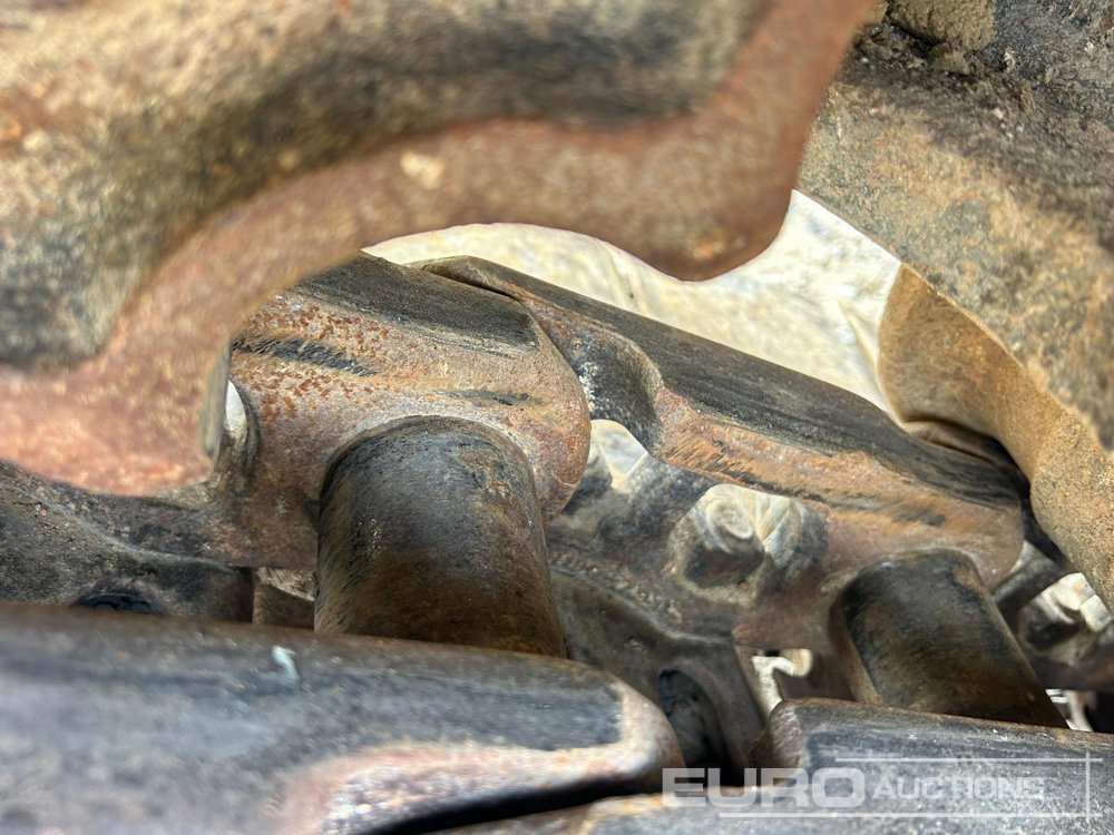 2015 Hitachi ZX225USLC-5B - Excavadora de cadenas: foto 5 2015 Hitachi ZX225USLC-5B - Excavadora de cadenas: foto 5