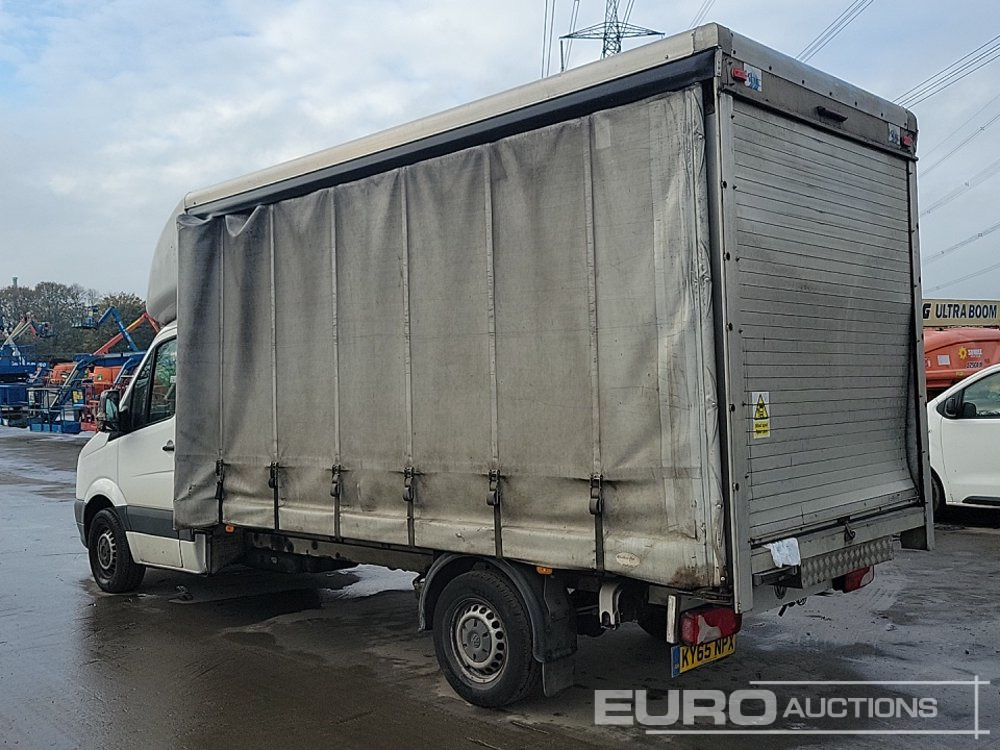 2015 Volkswagen Crafter CR35 - Furgoneta con lona: foto 3 2015 Volkswagen Crafter CR35 - Furgoneta con lona: foto 3