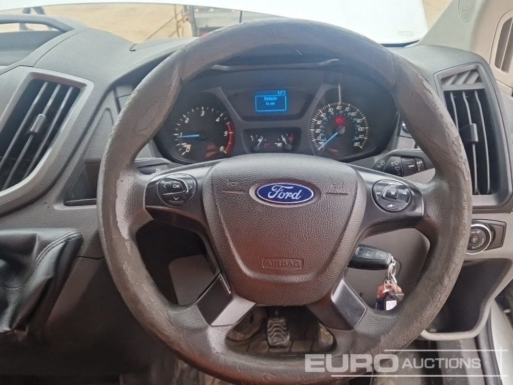 Furgoneta caja abierta 2016 Ford Transit: foto 36