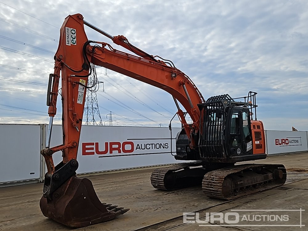 2016 Hitachi ZX225USLC-5B - Excavadora de cadenas: foto 1 2016 Hitachi ZX225USLC-5B - Excavadora de cadenas: foto 1