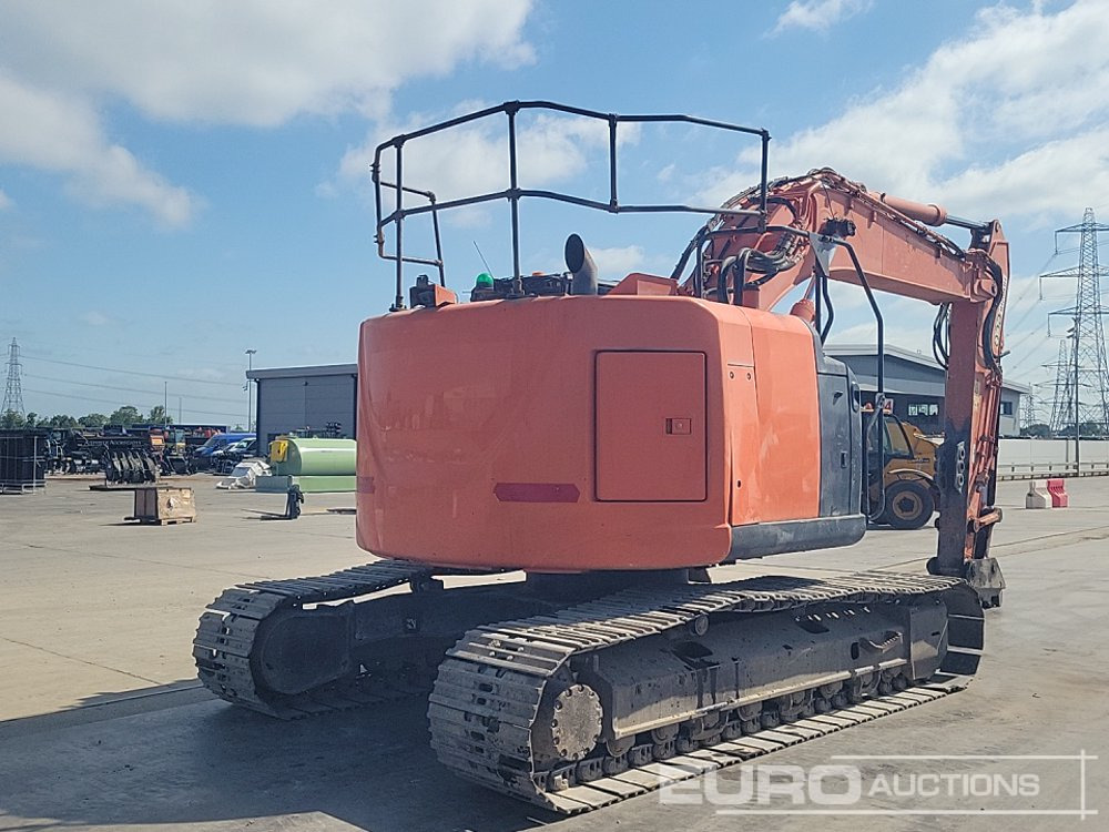 2017 Hitachi ZX225USLC-6 - Excavadora de cadenas: foto 5 2017 Hitachi ZX225USLC-6 - Excavadora de cadenas: foto 5