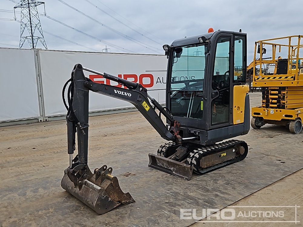 2017 Volvo EC15D - Miniexcavadora: foto 1 2017 Volvo EC15D - Miniexcavadora: foto 1