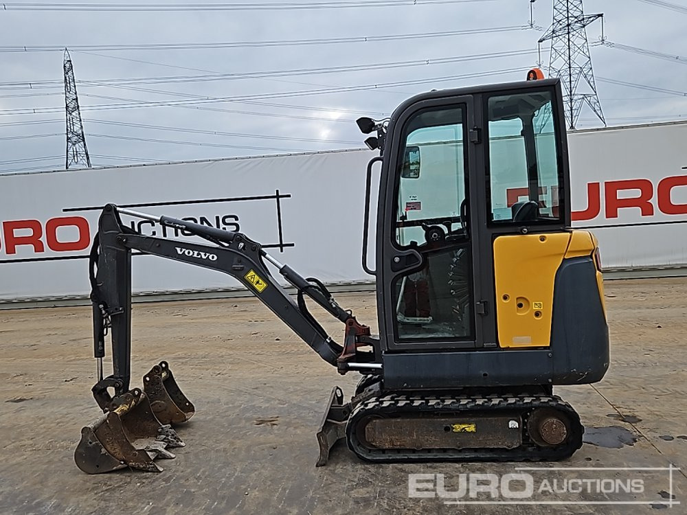 2017 Volvo EC15D - Miniexcavadora: foto 2 2017 Volvo EC15D - Miniexcavadora: foto 2