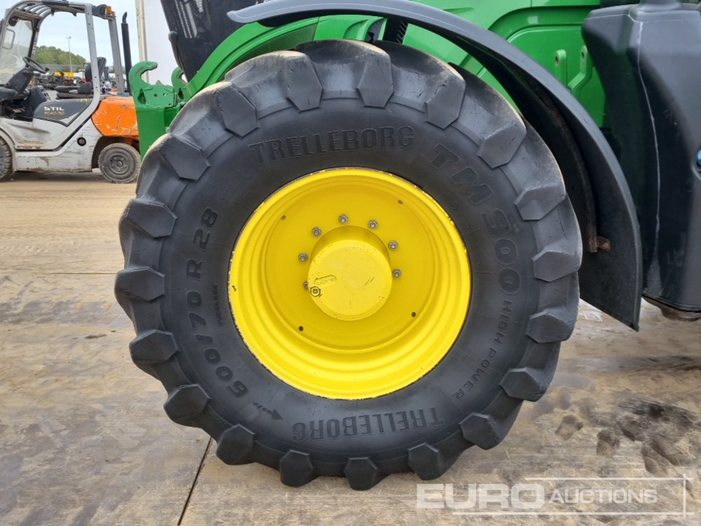 Tractor 2018 John Deere 6215R: foto 9