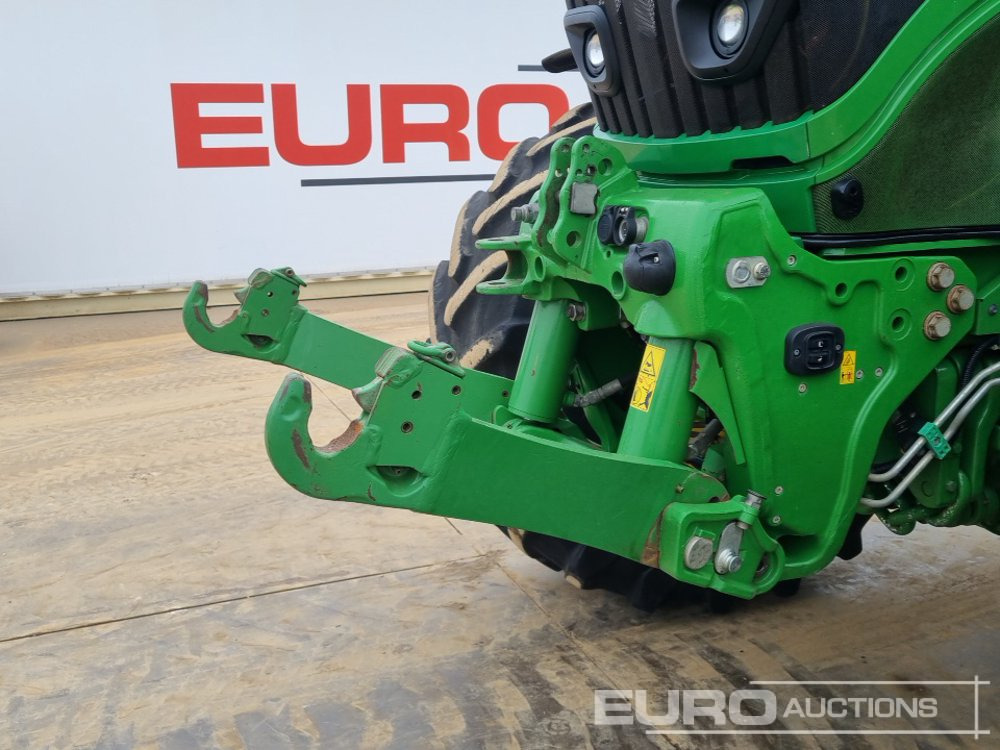 Tractor 2018 John Deere 6215R: foto 13