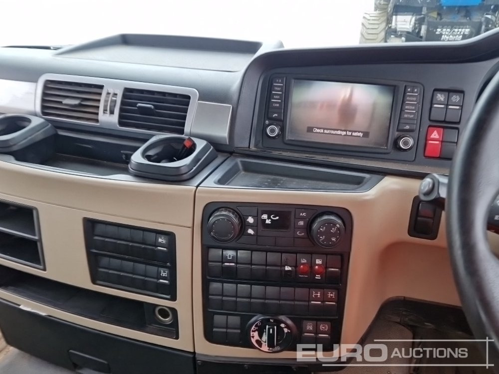 Camión volquete 2018 MAN TGS 35.420: foto 35
