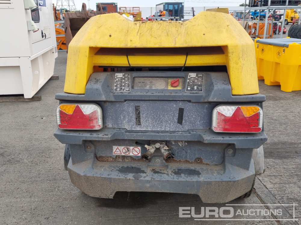 2019 Atlas Copco XAS48 - Compresor de aire: foto 4 2019 Atlas Copco XAS48 - Compresor de aire: foto 4