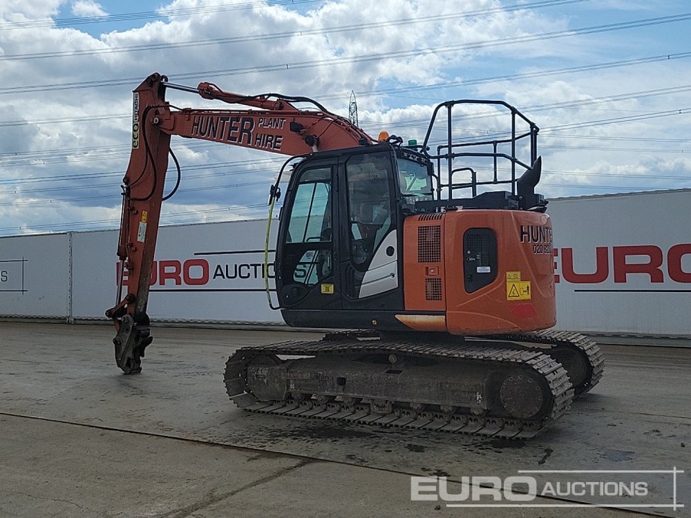 2019 Hitachi ZX135US-6 - Excavadora de cadenas: foto 3 2019 Hitachi ZX135US-6 - Excavadora de cadenas: foto 3
