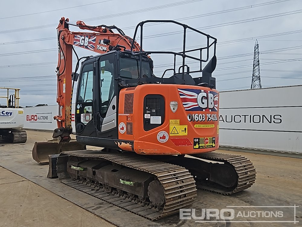 2019 Hitachi ZX135US-6 - Excavadora de cadenas: foto 3 2019 Hitachi ZX135US-6 - Excavadora de cadenas: foto 3