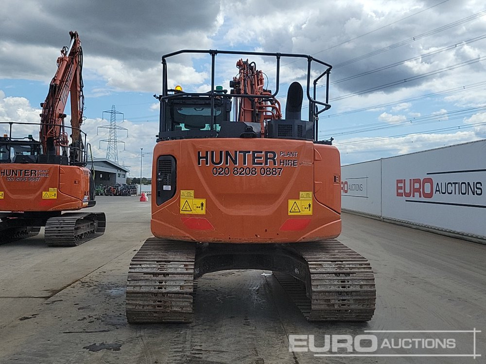 2019 Hitachi ZX135US-6 - Excavadora de cadenas: foto 4 2019 Hitachi ZX135US-6 - Excavadora de cadenas: foto 4