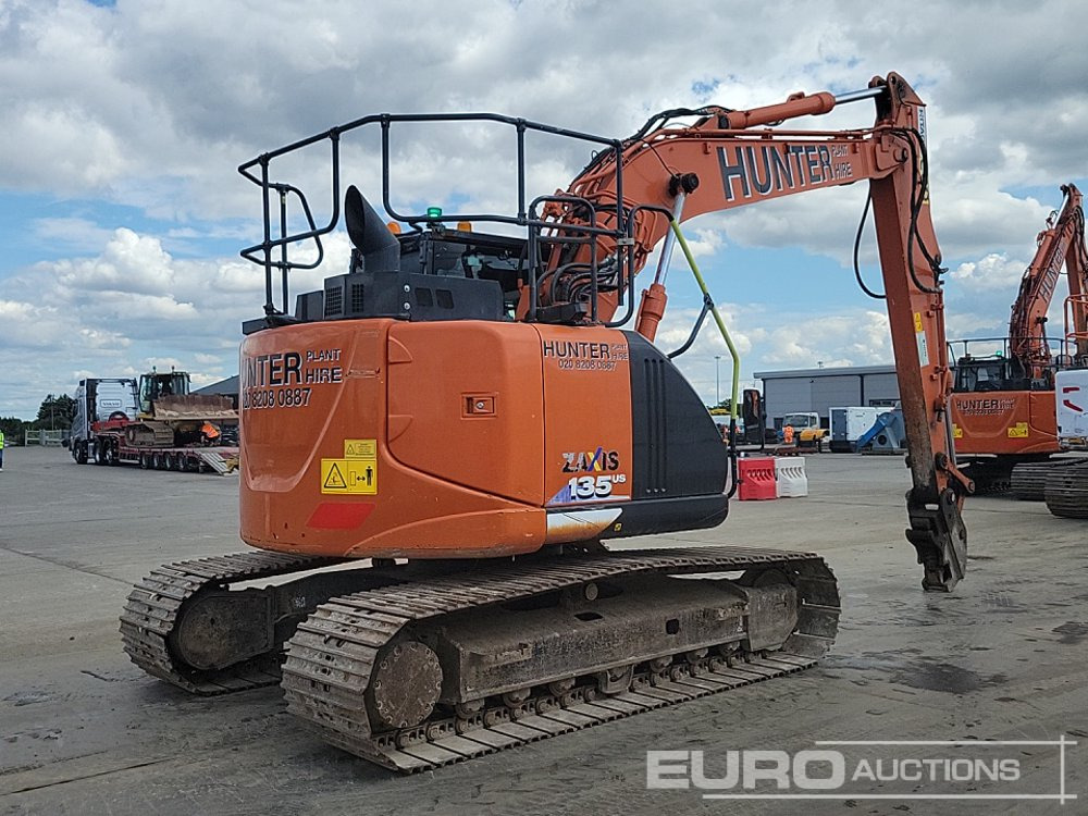 2019 Hitachi ZX135US-6 - Excavadora de cadenas: foto 5 2019 Hitachi ZX135US-6 - Excavadora de cadenas: foto 5