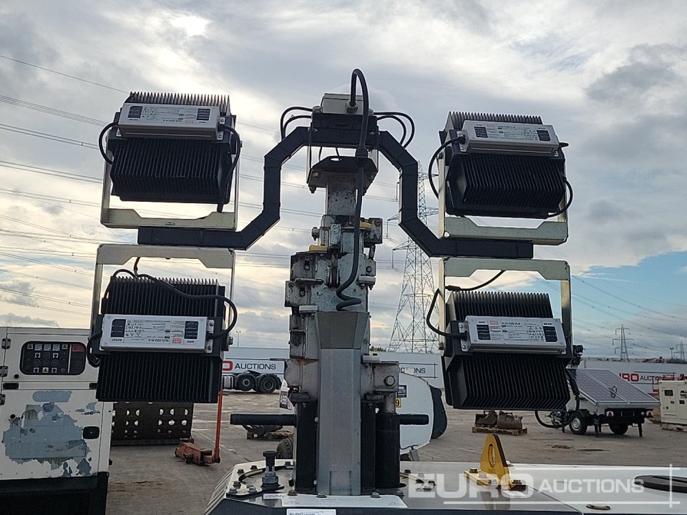 Torre de iluminación 2019 SMC TL90K: foto 16