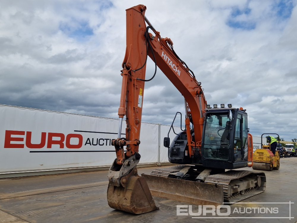 2020 Hitachi ZX135USBL-6 - Excavadora de cadenas: foto 1 2020 Hitachi ZX135USBL-6 - Excavadora de cadenas: foto 1