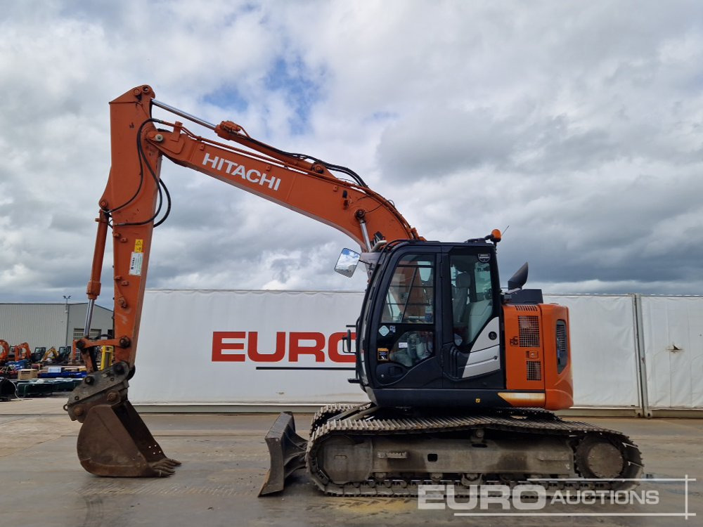 2020 Hitachi ZX135USBL-6 - Excavadora de cadenas: foto 2 2020 Hitachi ZX135USBL-6 - Excavadora de cadenas: foto 2