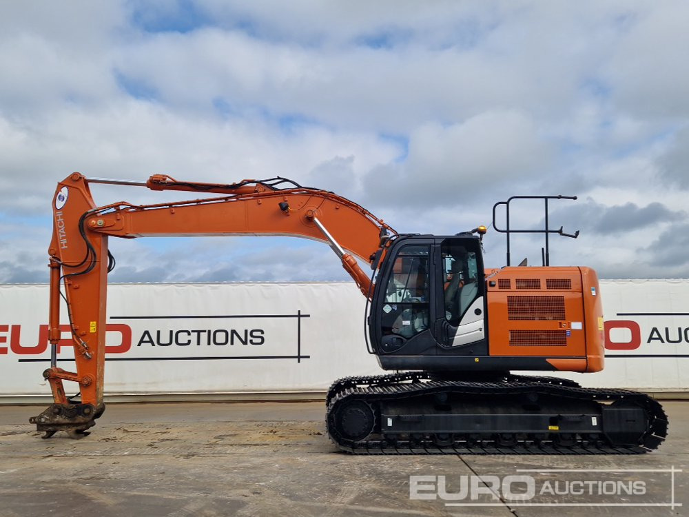 2020 Hitachi ZX225USRLC-6 - Excavadora de cadenas: foto 2 2020 Hitachi ZX225USRLC-6 - Excavadora de cadenas: foto 2