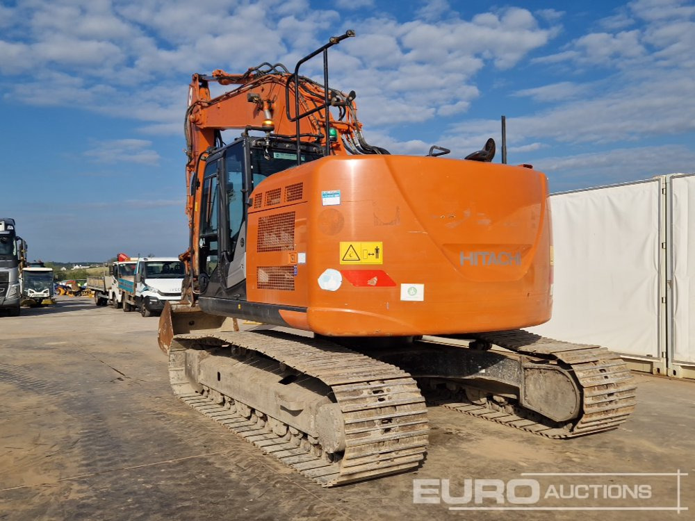 2020 Hitachi ZX225USRLC-6 - Excavadora de cadenas: foto 3 2020 Hitachi ZX225USRLC-6 - Excavadora de cadenas: foto 3