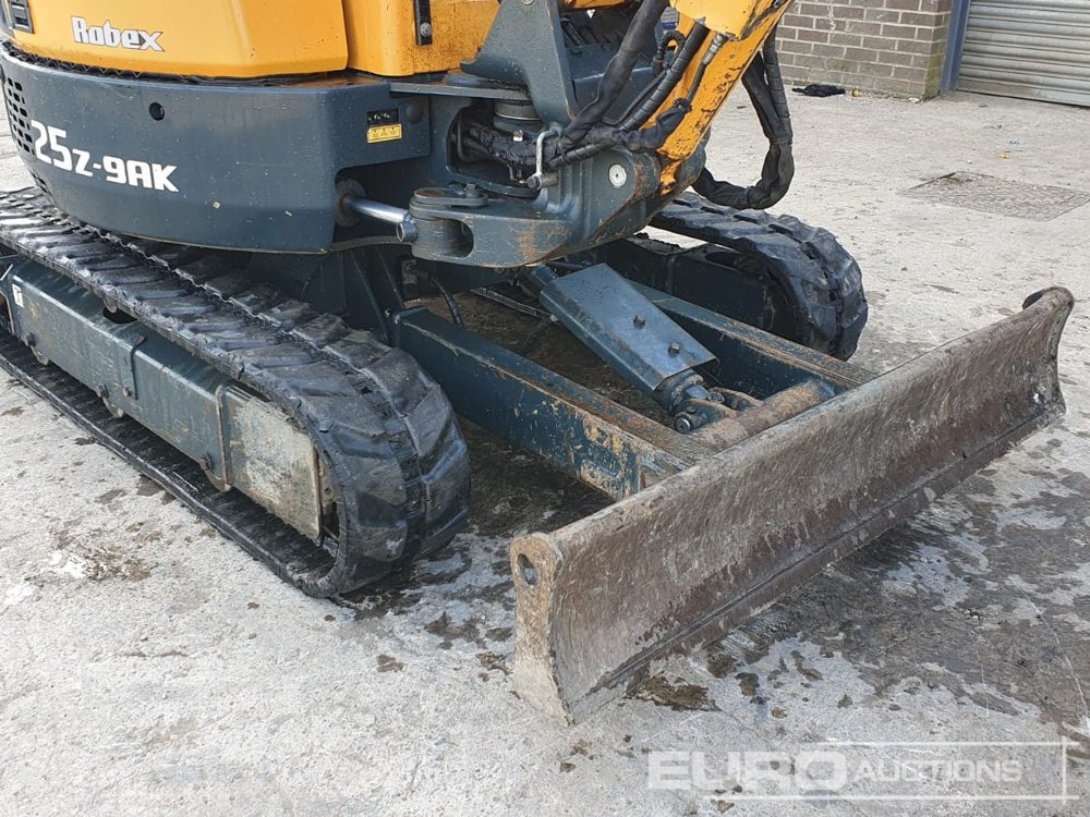 2020 Hyundai ROBEX25Z-9AK - Miniexcavadora: foto 5 2020 Hyundai ROBEX25Z-9AK - Miniexcavadora: foto 5