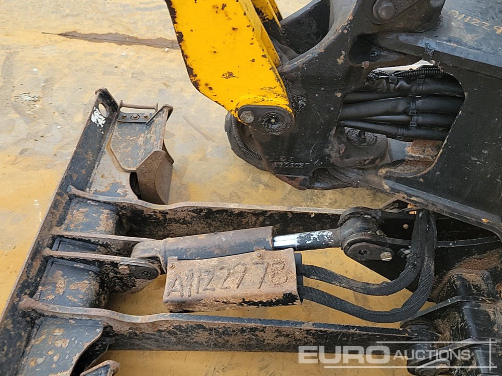 Miniexcavadora 2020 JCB 16C-1: foto 36