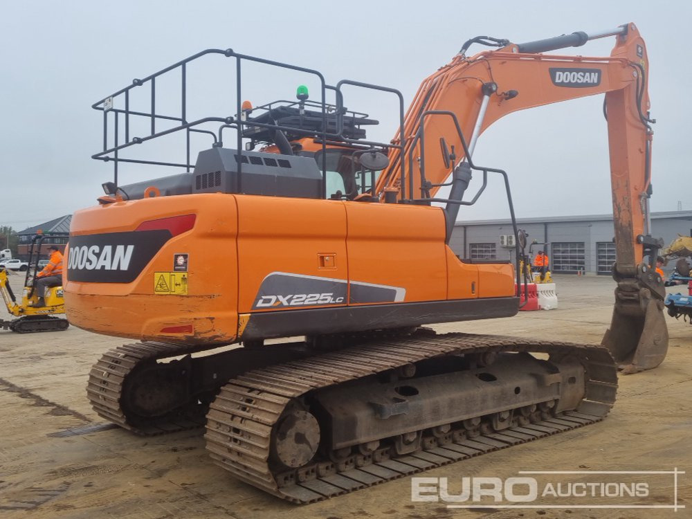 2021 Doosan DX225LC-5 - Excavadora de cadenas: foto 5 2021 Doosan DX225LC-5 - Excavadora de cadenas: foto 5