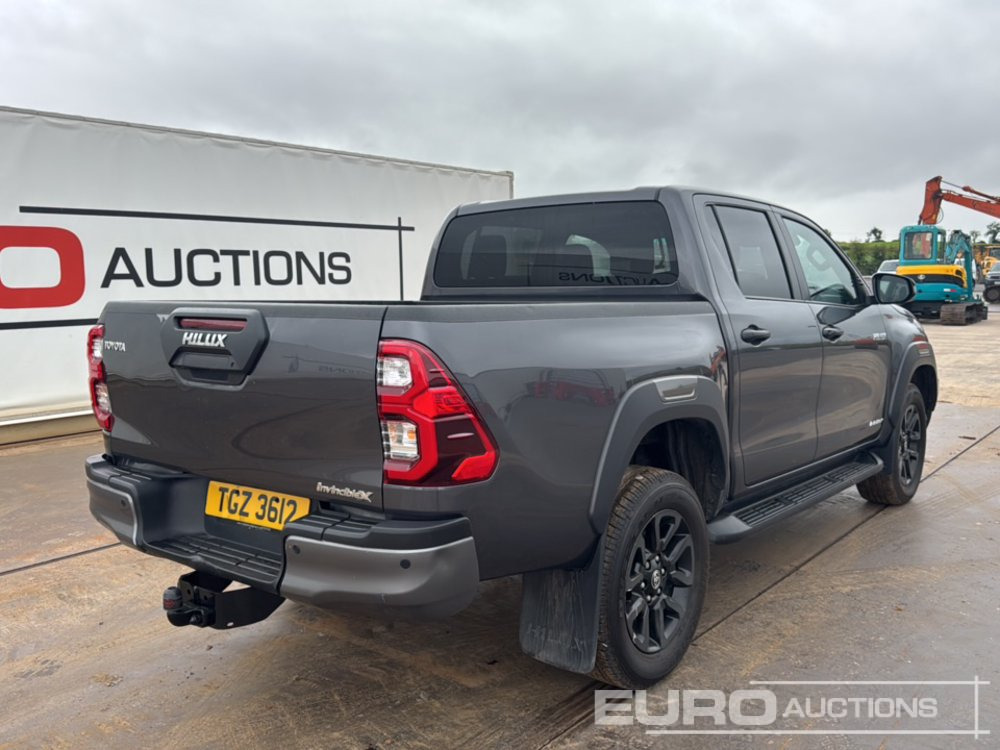 2021 Toyota Hilux Invincible X - Pick-up: foto 5 2021 Toyota Hilux Invincible X - Pick-up: foto 5