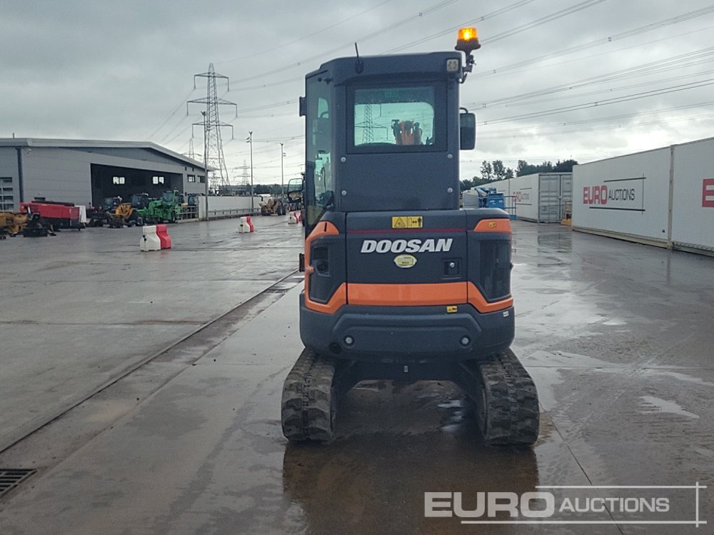 2022 Doosan DX27Z-7 - Miniexcavadora: foto 4 2022 Doosan DX27Z-7 - Miniexcavadora: foto 4