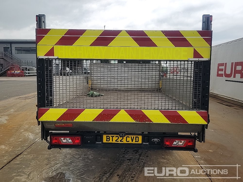 2022 Ford Transit 350 - Furgoneta caja abierta: foto 4 2022 Ford Transit 350 - Furgoneta caja abierta: foto 4